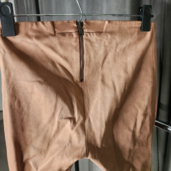Alice + Olivia Beige Leather Cropped Pants (Rare ss 2011) size 2 - Picture 7 of 11